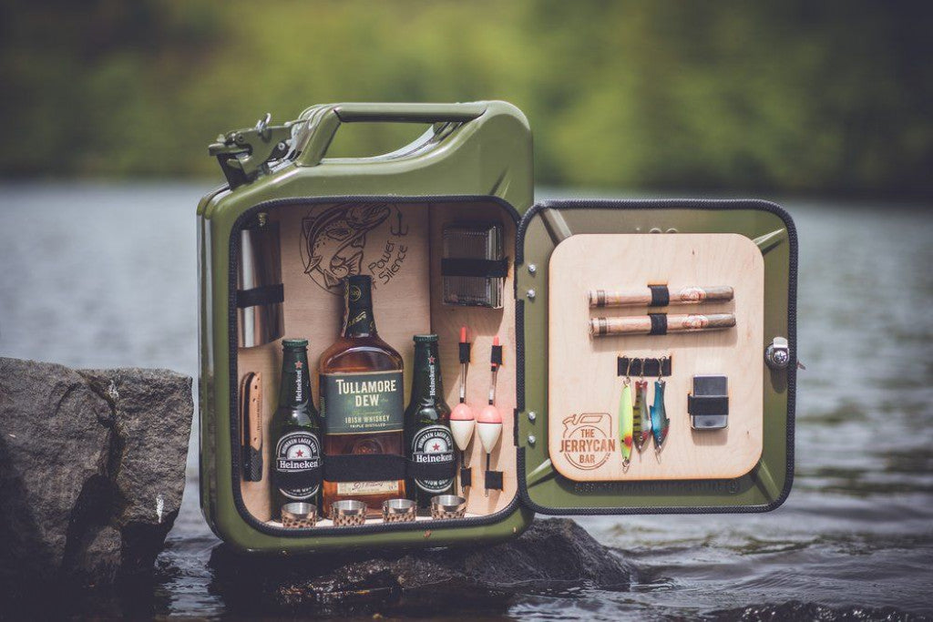 Männerhandtasche mal anders -Power of Silence- Die Minibar für echte Fischer