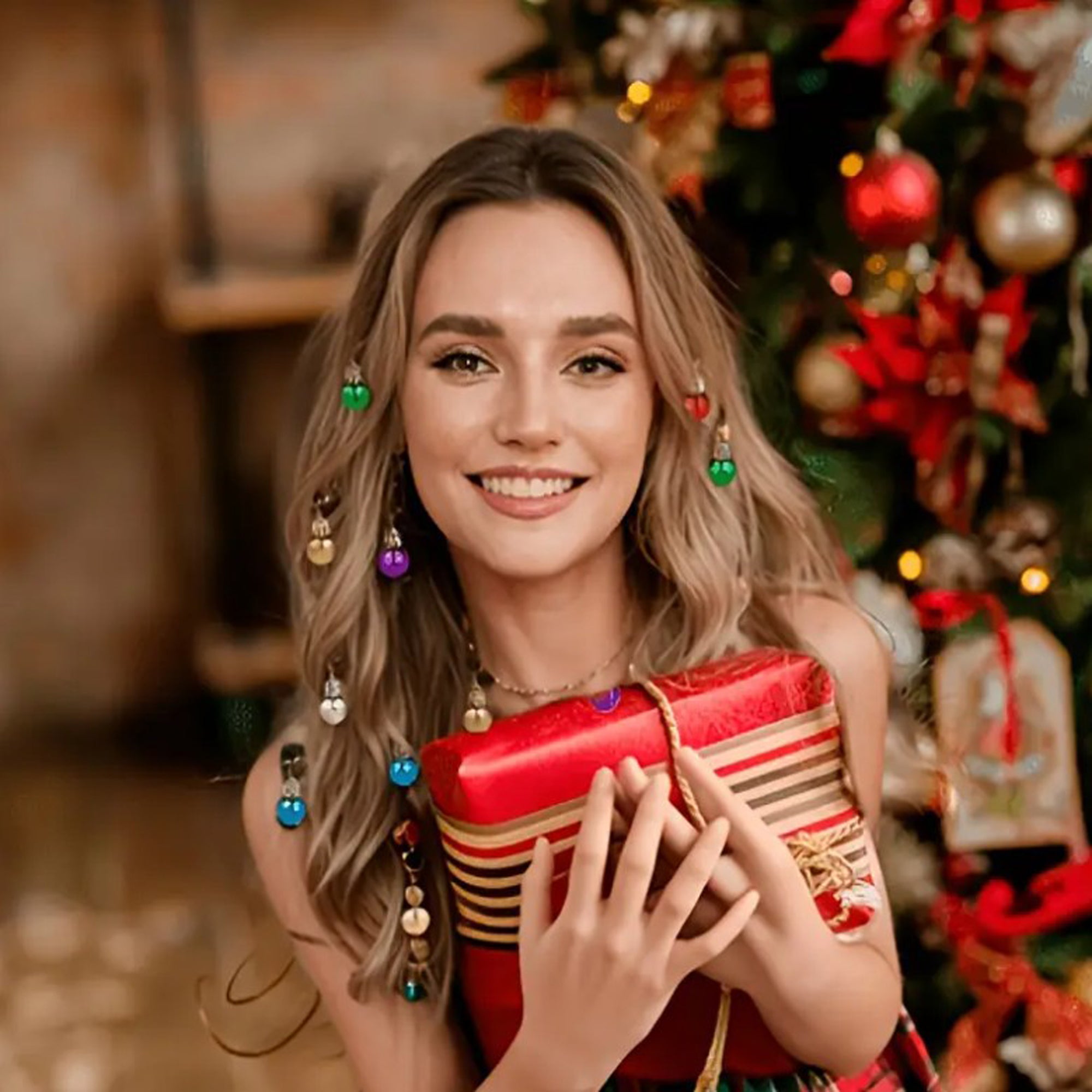 12 Bunte Weihnachtskugeln für Bart & Haare – Lustiger Bartschmuck Weihnachten