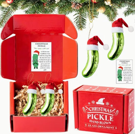 Gurken-Anhaenger-Tannenbaum-Weihnachten-Baumschmuck